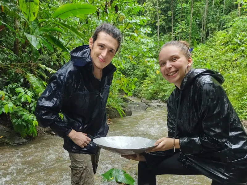 Tour de minería de oro artesanal